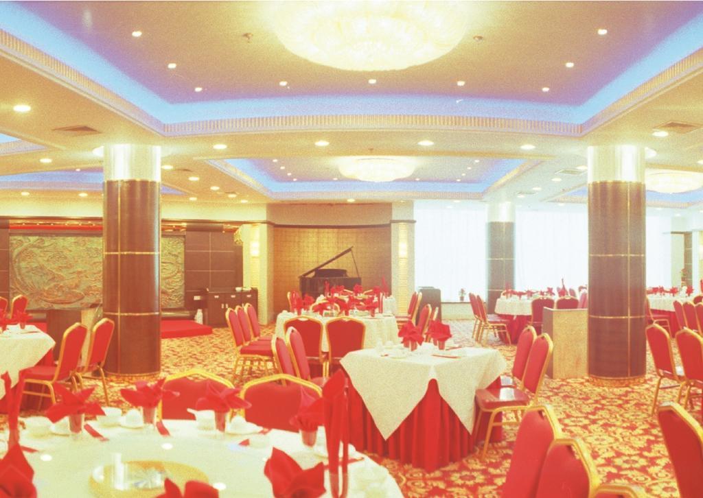 Datong Hongqi Grand Hotel Exterior photo